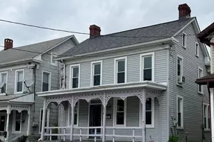 246 Locust St, Hanover, PA 17331 - Photo 1