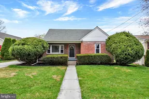 115 Sherman St, Hanover, PA 17331 - Photo 2
