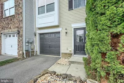 729 Blossom Drive, Hanover, PA 17331 - Photo 2