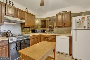 1864 Azalea Dr, York, PA 17408 - Photo 8