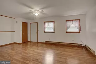 23 Oneill Ave, Hanover, PA 17331 - Photo 4