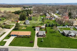 2208 Grandview Rd, Hanover, PA 17331 - Photo 4