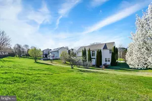 650 Clydesdale Dr, York, PA 17402 - Photo 36