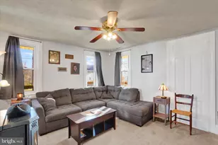 48 High St, Felton, PA 17322 - Photo 8