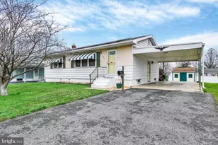 821 Gunnison Rd, York, PA 17404 - Photo 2