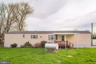 43 N Main St, Wrightsville, PA 17368 - Photo 2