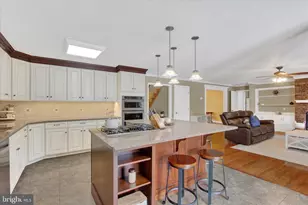 266 Fairview Dr, Hanover, PA 17331 - Photo 12