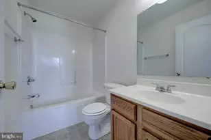 8 Shady Tree Ct, York, PA 17402 - Photo 12