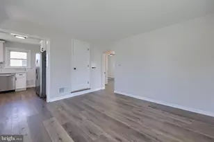 2581 Mayfield St, York, PA 17406 - Photo 6