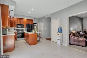 984 David Dr, Red Lion, PA 17356 - Photo 8