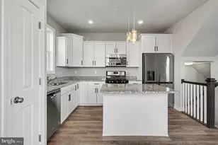 246 Hudson Blvd, Red Lion, PA 17356 - Photo 10