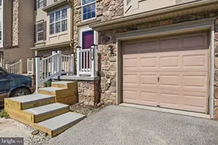 184 Sara Ln, Hanover, PA 17331 - Photo 4