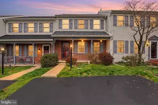 780 Robin Hill Cir, York, PA 17404 - Photo 1