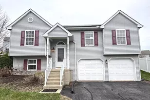 606 Butterfly Cir, Dallastown, PA 17313 - Photo 1