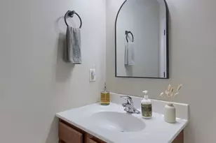 125 Nolan Dr, York, PA 17404 - Photo 16