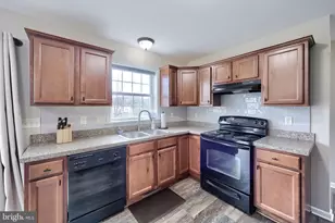 125 Nolan Dr, York, PA 17404 - Photo 14