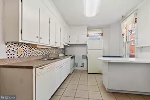 18 S Charles St, Dallastown, PA 17313 - Photo 6