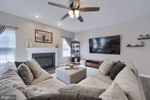 1550 Pleader Ln, York, PA 17402 - Photo 10