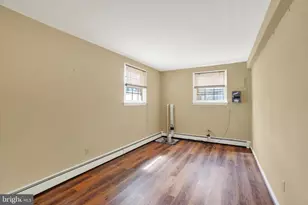 319 Holyoke Dr, York, PA 17402 - Photo 18