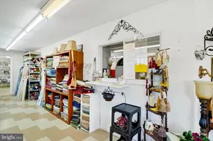 2553 Roosevelt Ave, York, PA 17408 - Photo 70