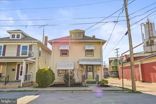 4 S Penn St, Hanover, PA 17331 - Photo 2