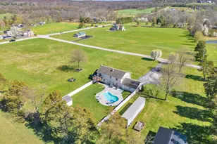 183 Roland Rd, East Berlin, PA 17316 - Photo 4