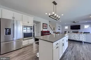 4041 Country Dr, Dover, PA 17315 - Photo 16