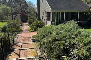 1974 Yingling Dr, Spring Grove, PA 17362 - Photo 2