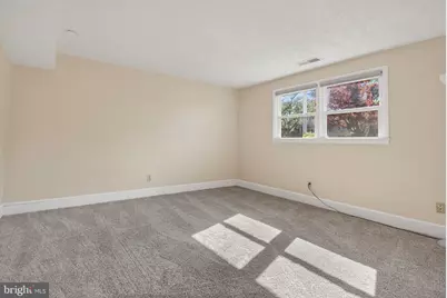 425 Cortleigh, York, PA 17402 - Photo 24