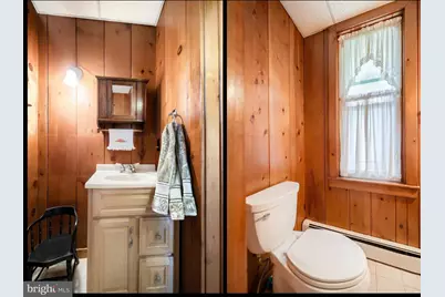 157 W Main Street, Windsor, PA 17366 - Photo 16