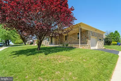 224 Park Heights Boulevard, Hanover, PA 17331 - Photo 2