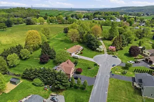 60 Catalina Dr, Mount Wolf, PA 17347 - Photo 44