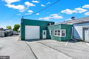 1880 W Market St, York, PA 17404 - Photo 1