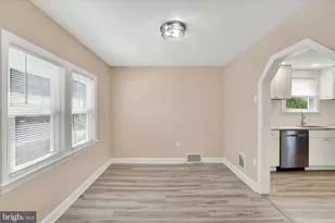 1229 W Poplar St, York, PA 17404 - Photo 6