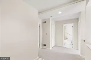 427 Deerfield Dr, Hanover, PA 17331 - Photo 20