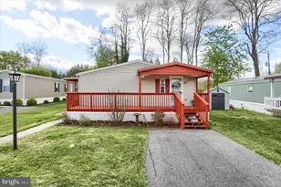 19 Beechwood Dr, Dillsburg, PA 17019 - Photo 4