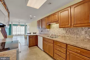 102 Heather Glen Dr, Red Lion, PA 17356 - Photo 12
