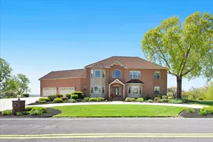 111 Mountain View Dr, Etters, PA 17319 - Photo 1