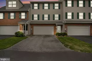 126 Country Ridge Dr, Red Lion, PA 17356 - Photo 4