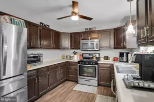 126 Country Ridge Dr, Red Lion, PA 17356 - Photo 8