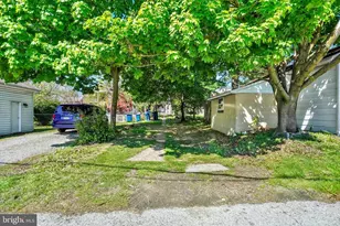 175 S East St, Spring Grove, PA 17362 - Photo 26