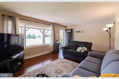 2777 Roosevelt Avenue, York, PA 17408 - Photo 6