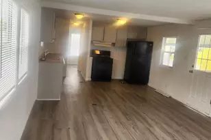 217 Waldorf Dr, York, PA 17404 - Photo 2