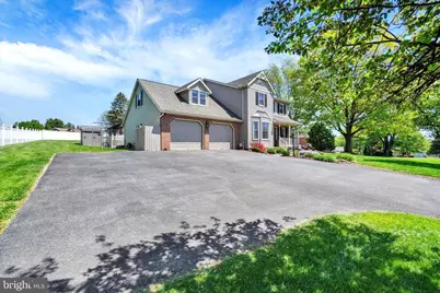 365 Lombard Street, Dallastown, PA 17313 - Photo 2