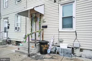 729 E Clarke Ave, York, PA 17403 - Photo 2