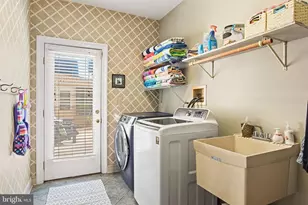 1055 Wetherburn Dr, York, PA 17404 - Photo 24