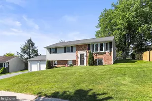 10 Logan Heights Rd, York, PA 17403 - Photo 2