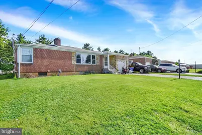 100 Knoll Lane, York, PA 17406 - Photo 2