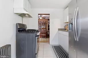 421 York St, Hanover, PA 17331 - Photo 12