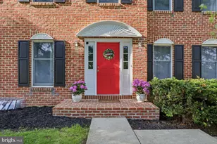 400 White Rose Ln, York, PA 17402 - Photo 4